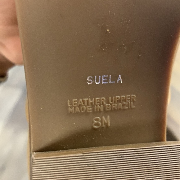 NEW! MARKON Tan Embossed Suede and Leather Pull On Boots Sz 8 - Picture 4 of 6